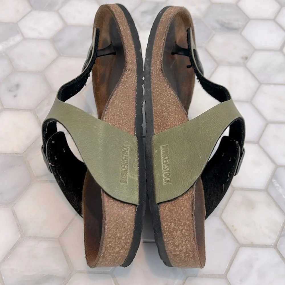 Birkenstock Leather Gizeh Pull Up Olive Green Narrow Thong Sandals Kids 33 | Y2